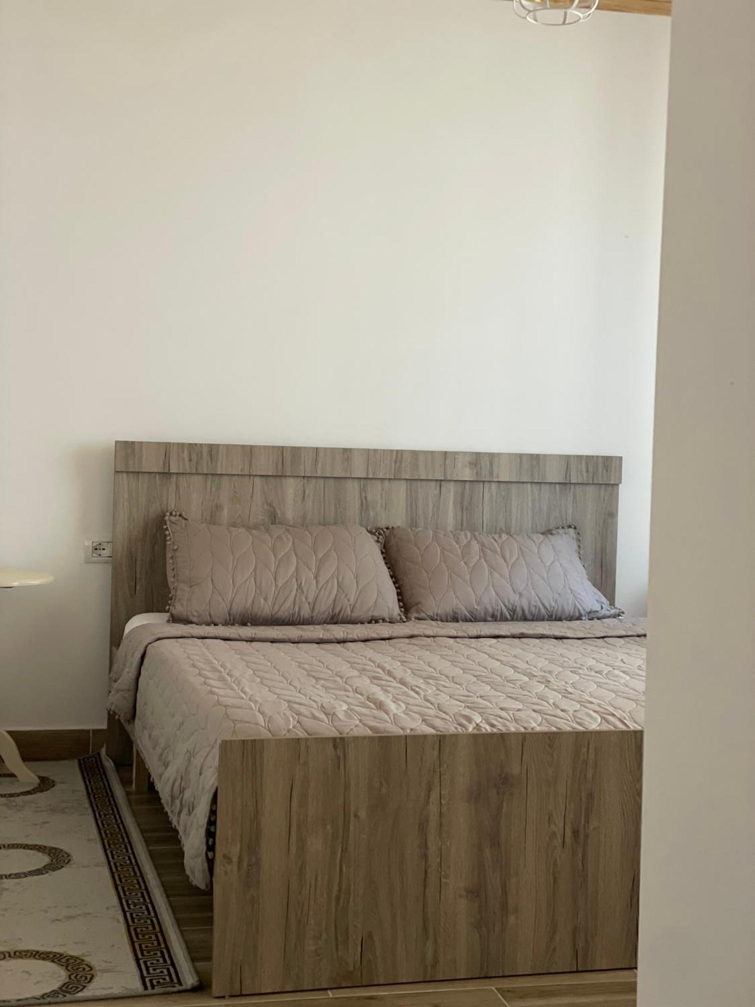 Guesthouse Kroi City Center 베라트 외부 사진